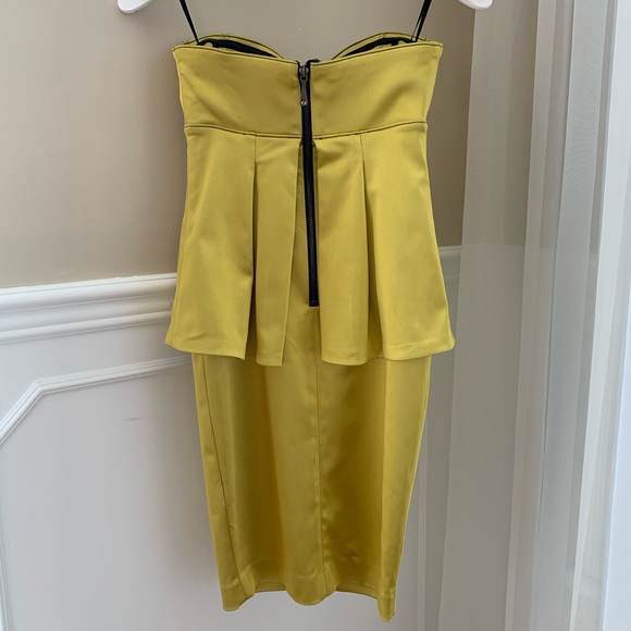 Bebe size 2 satin keyhole dress - Picture 7 of 16